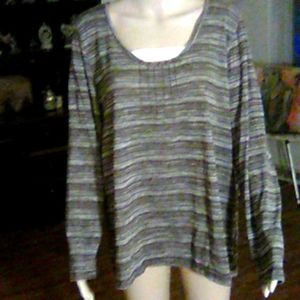 Gloria Vanderbilt casual blouse